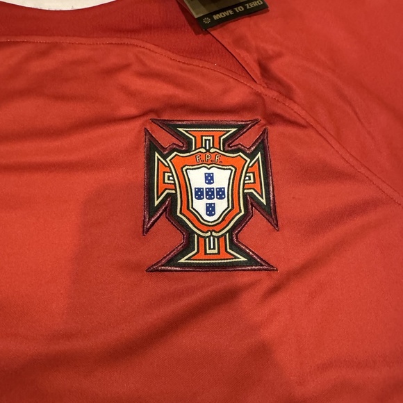 Cristiano Ronaldo Jersey Portugal 2022 World Cup Soccer M-L - Picture 4 of 5